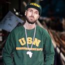 Il rapper Tueff dona mascherine a medici e infermieri di Poggioreale 