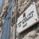 Udine, non si fermano i suicidi in carcere: un trans si impicca nel bagno della propria cella